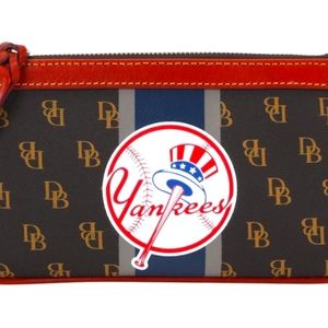 Dooney & Bourke NY Yankees Wristlet